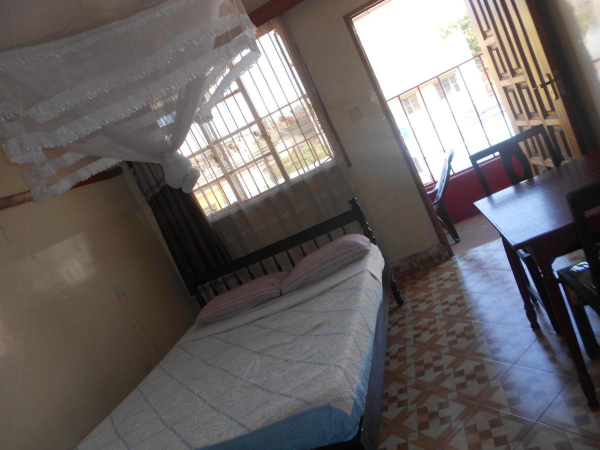 Riversand Hotel Kisumu Buitenkant foto